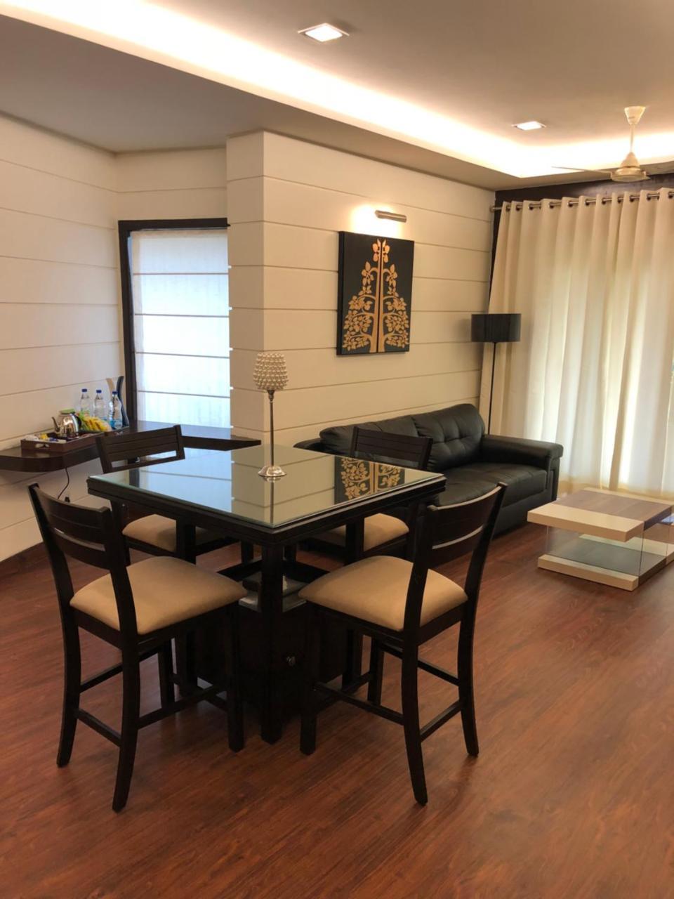 Beautiful Apartments At Tarudhan Valley Golf Resort, Manesar Gurgaon Exteriör bild